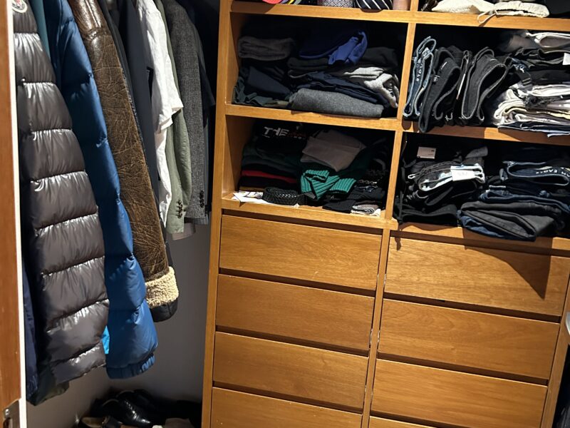 Los closets ordenados dan bienestar para el comienzo del día