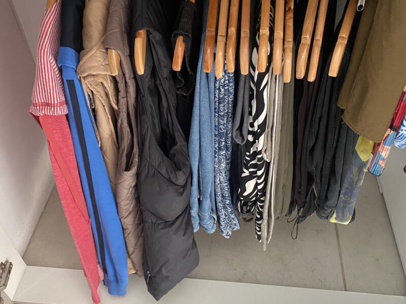 Deshazte de lo que no usas y deja espacio para lo que te haga feliz.