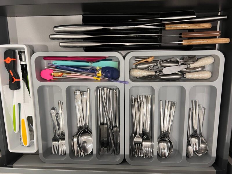 Organization with purpose - Homes in balance , ives in calmness - Visible order, real well-being