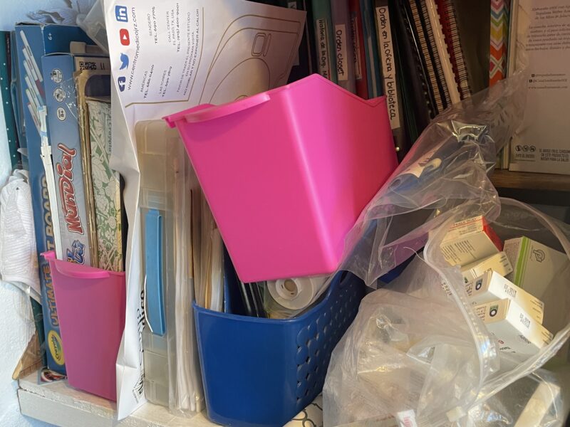 Cuarto de lavadora y gabinetes