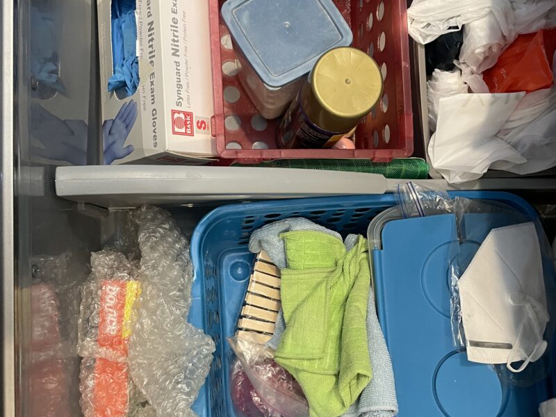 Cuarto de lavadora y gabinetes